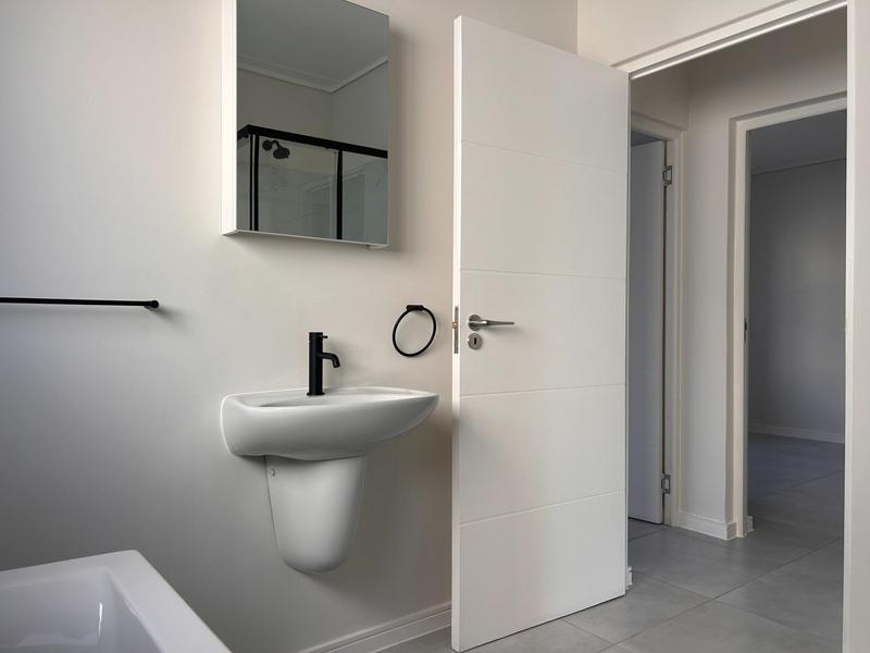 To Let 3 Bedroom Property for Rent in Sandown Western Cape